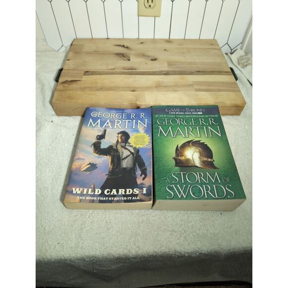 George R.R. Martin Paperback Novel Bundle: Wild Cards I & A Storm Of‎ Swords - Picture 2 of 8